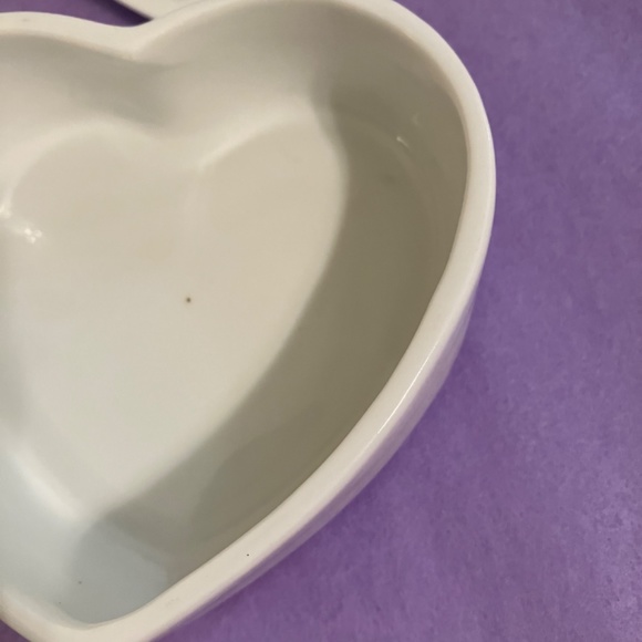Adorable Precious Moments china trinket heart shaped box! - Picture 11 of 16